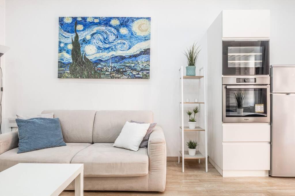 Artistic House Navigli-Duomo Netflix & Design Milan Exterior photo